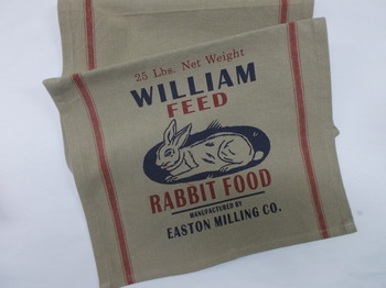 RabbiT Feed Table Runner