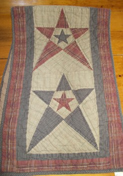 Prim star quilted runner 