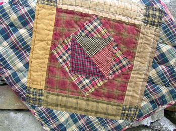 Red Navy Quilt Square